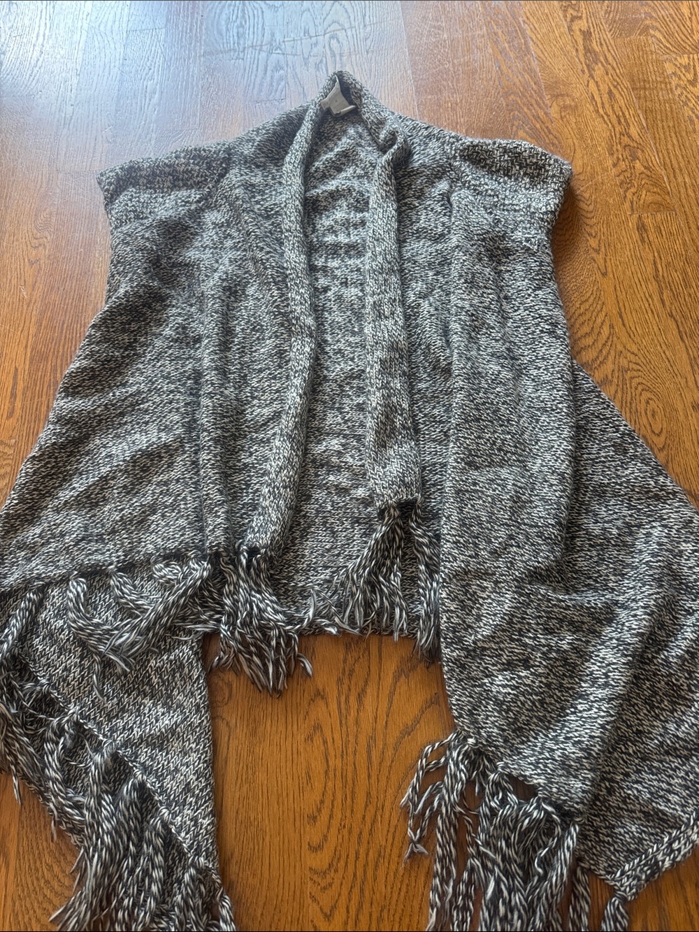 Design History Black & White Marled Knit Sweater